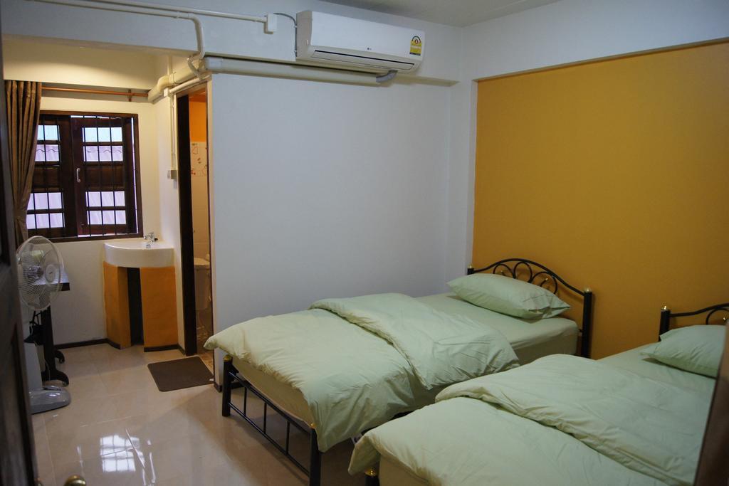 The Corner Inn Чіангмай Номер фото